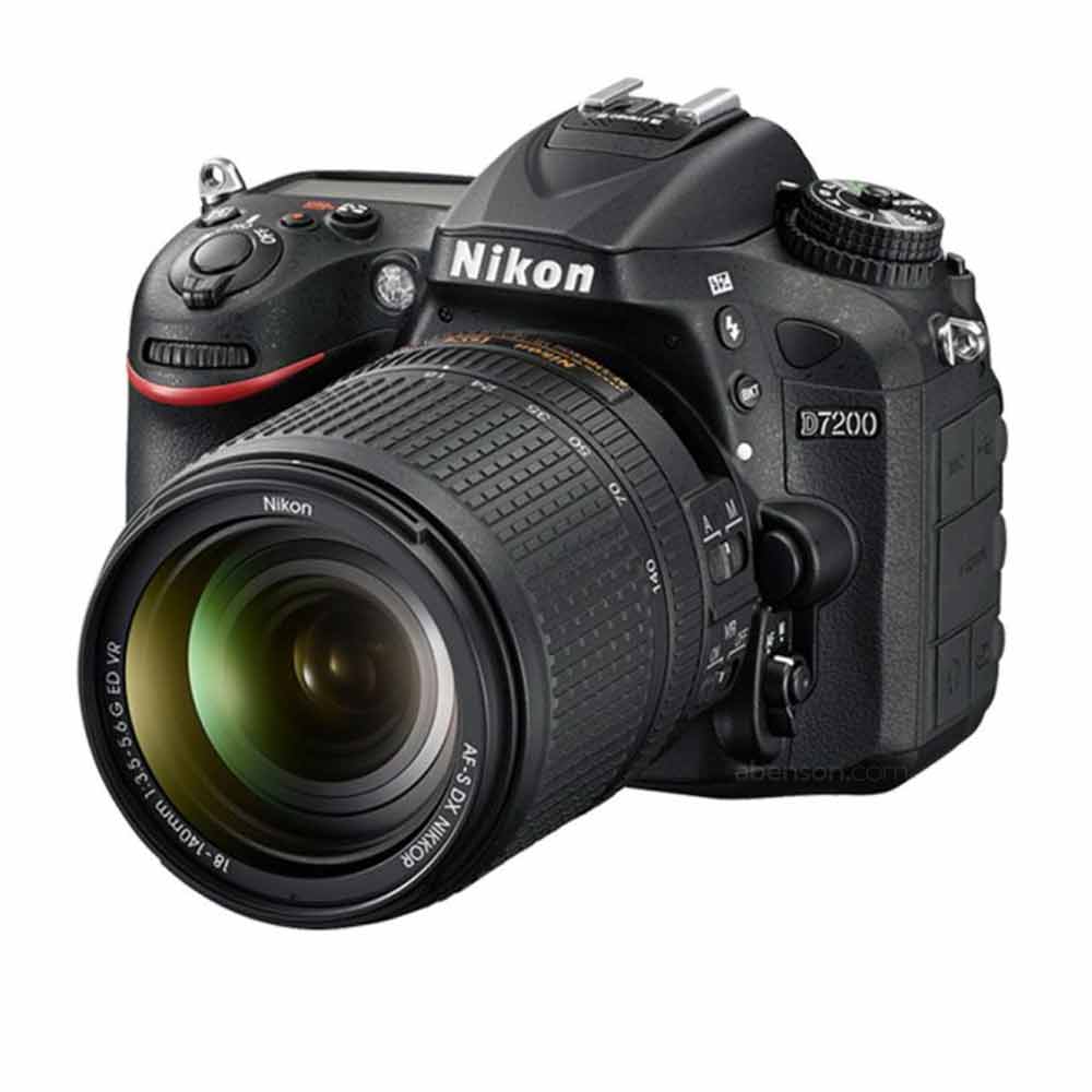 Amazon | Nikon D70 デジタル一眼レフカメラ レンズキット [AF-S